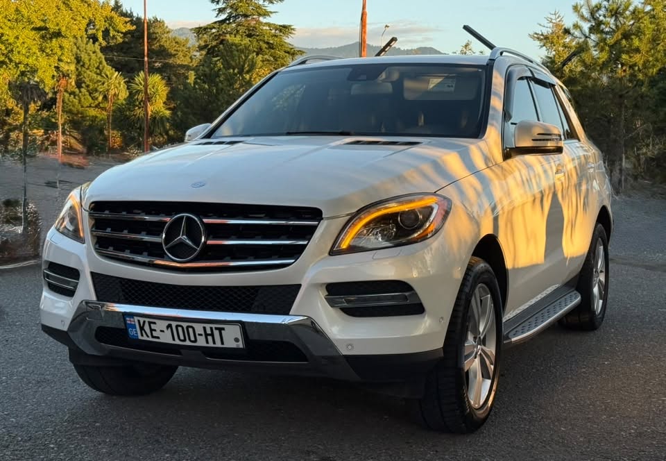 იყიდება Mercedes ML350 Diesel, 2013 წელი.