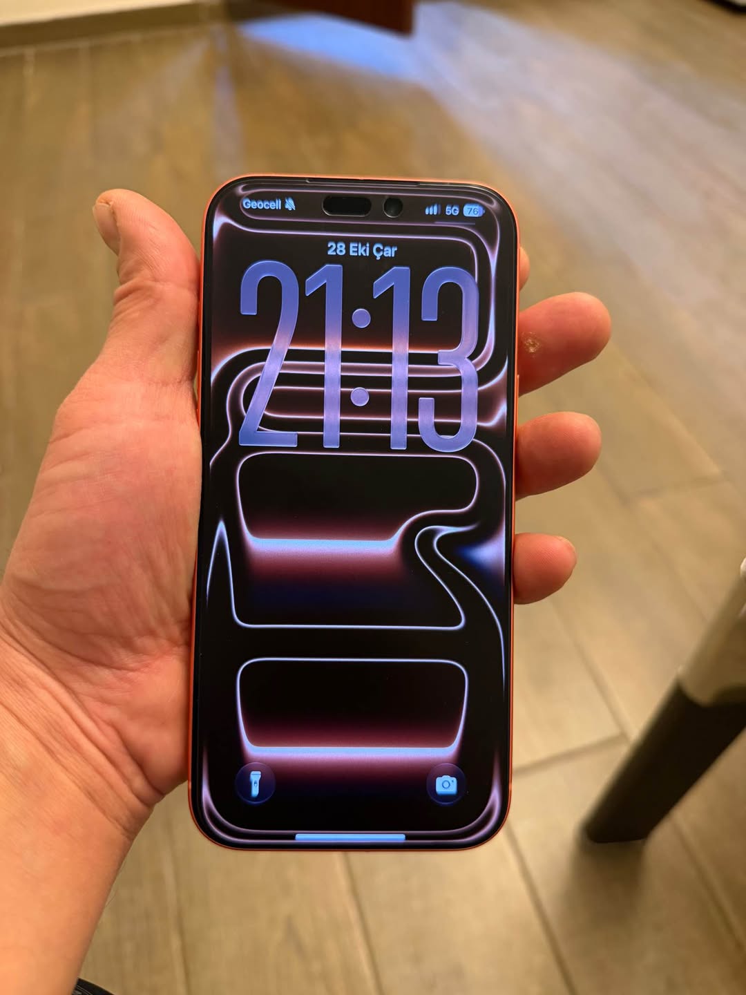 iPhone 17 Pro Max 256GB, 98% battery