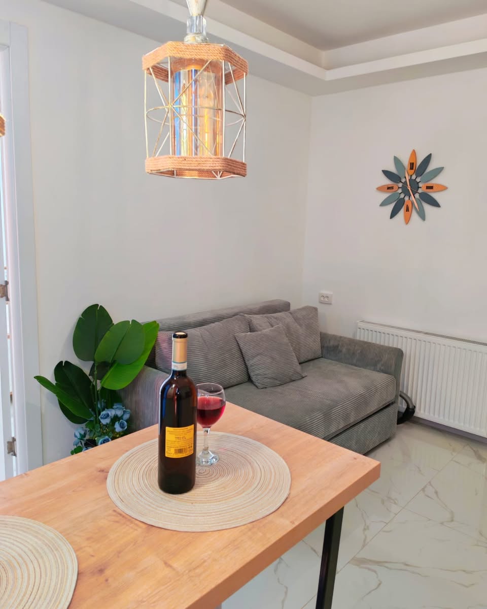 Kiralanıyor daire, Kutaisi