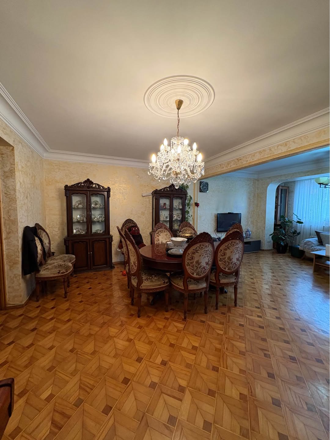 იყიდება ბინა, ბათუმი