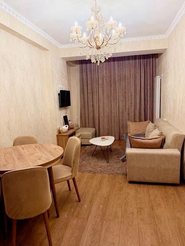 Mənzil satılır, Tbilisi — $82,000