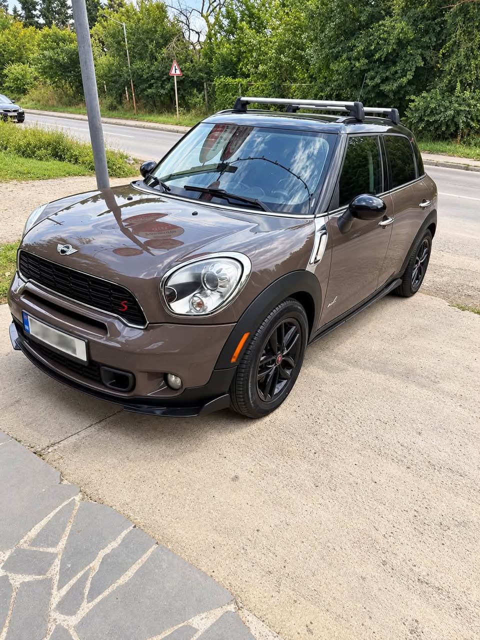 სასწრაფოდ იყიდება Mini cooper countryman s