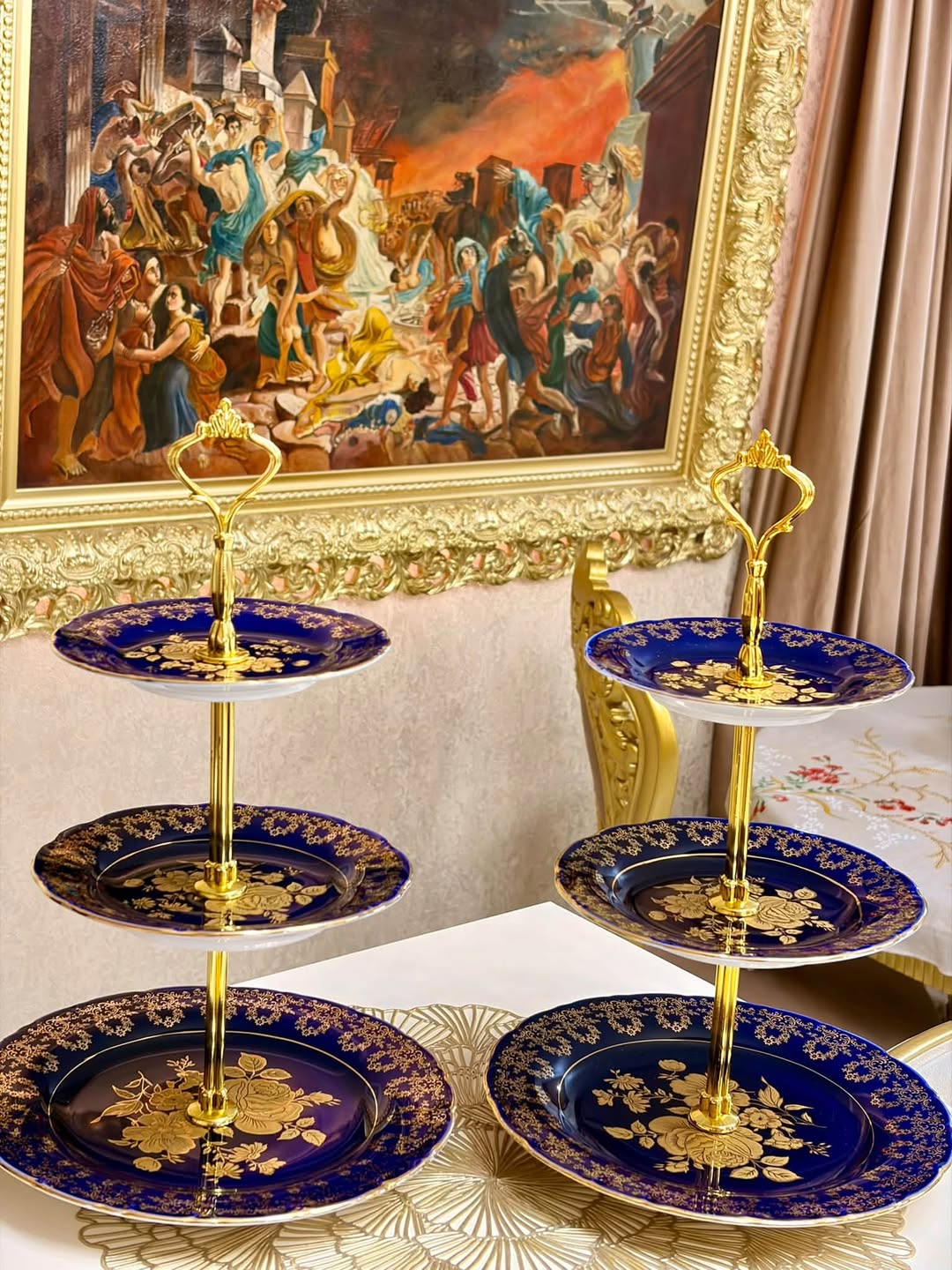 Czech etagers, blue forfor with gold