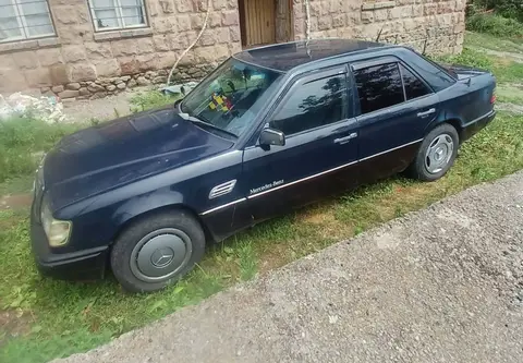 For sale. Price: 650,000 dram (negotiable). Tel: (094)