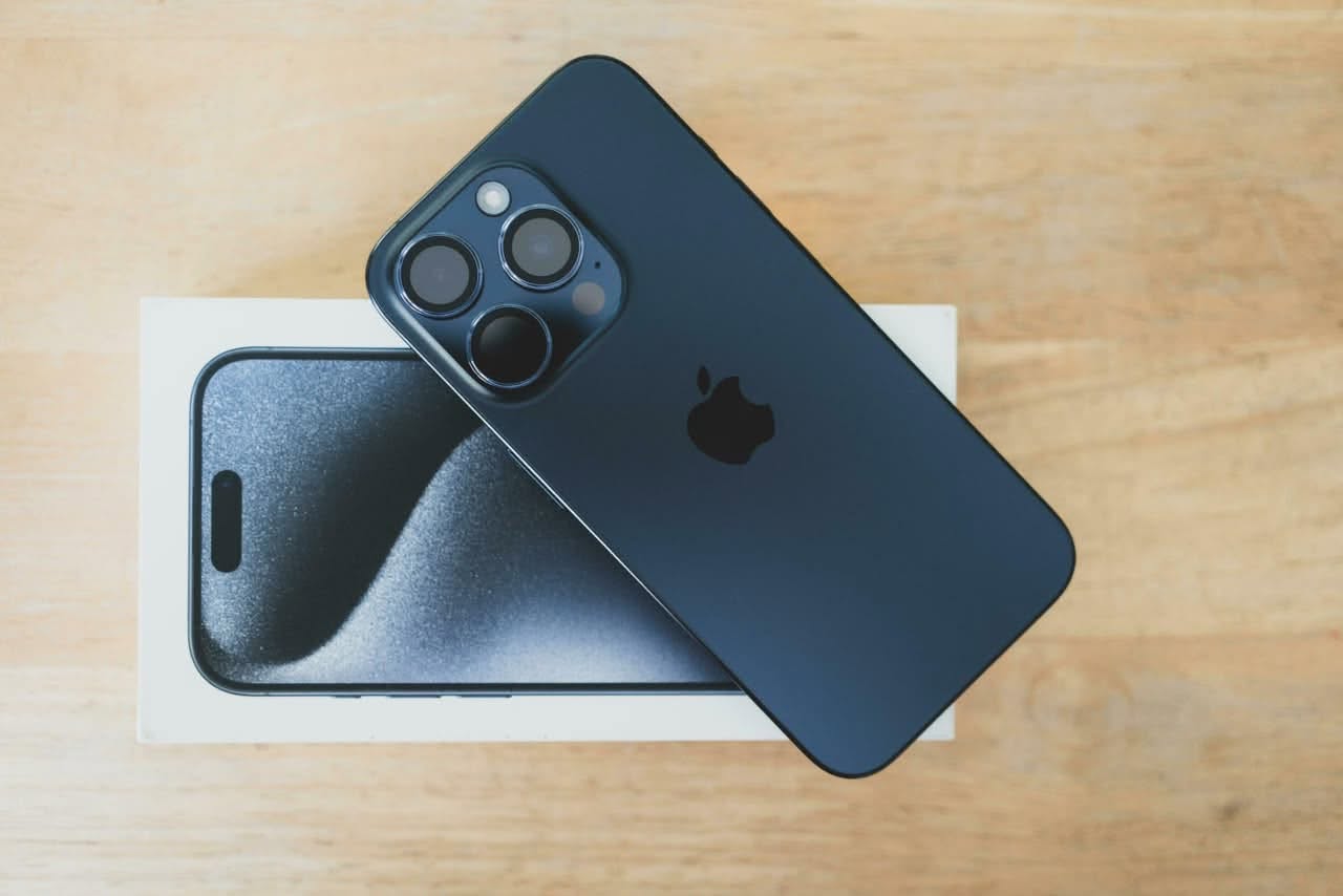 iPhone 15 Pro 128GB simli. İdeal - 1,550₾