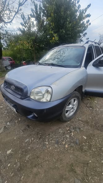 1600$ იყიდება სანტაფე 2002 წლიანი 2.7