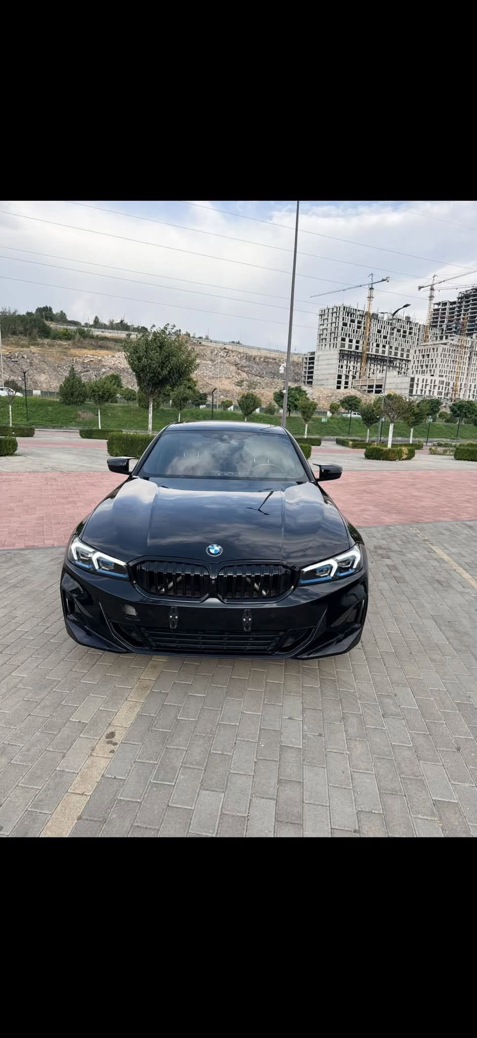 BMW 330i — 31,000$