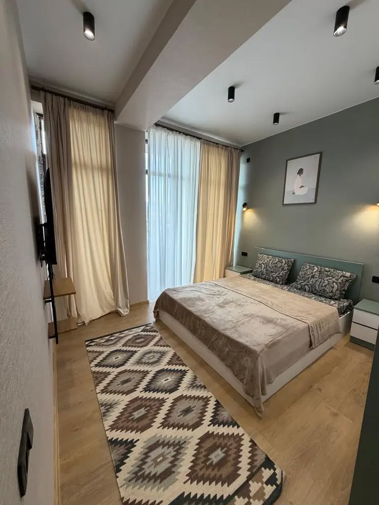 1 oda dairenin satışı, Tiflis - $68,700