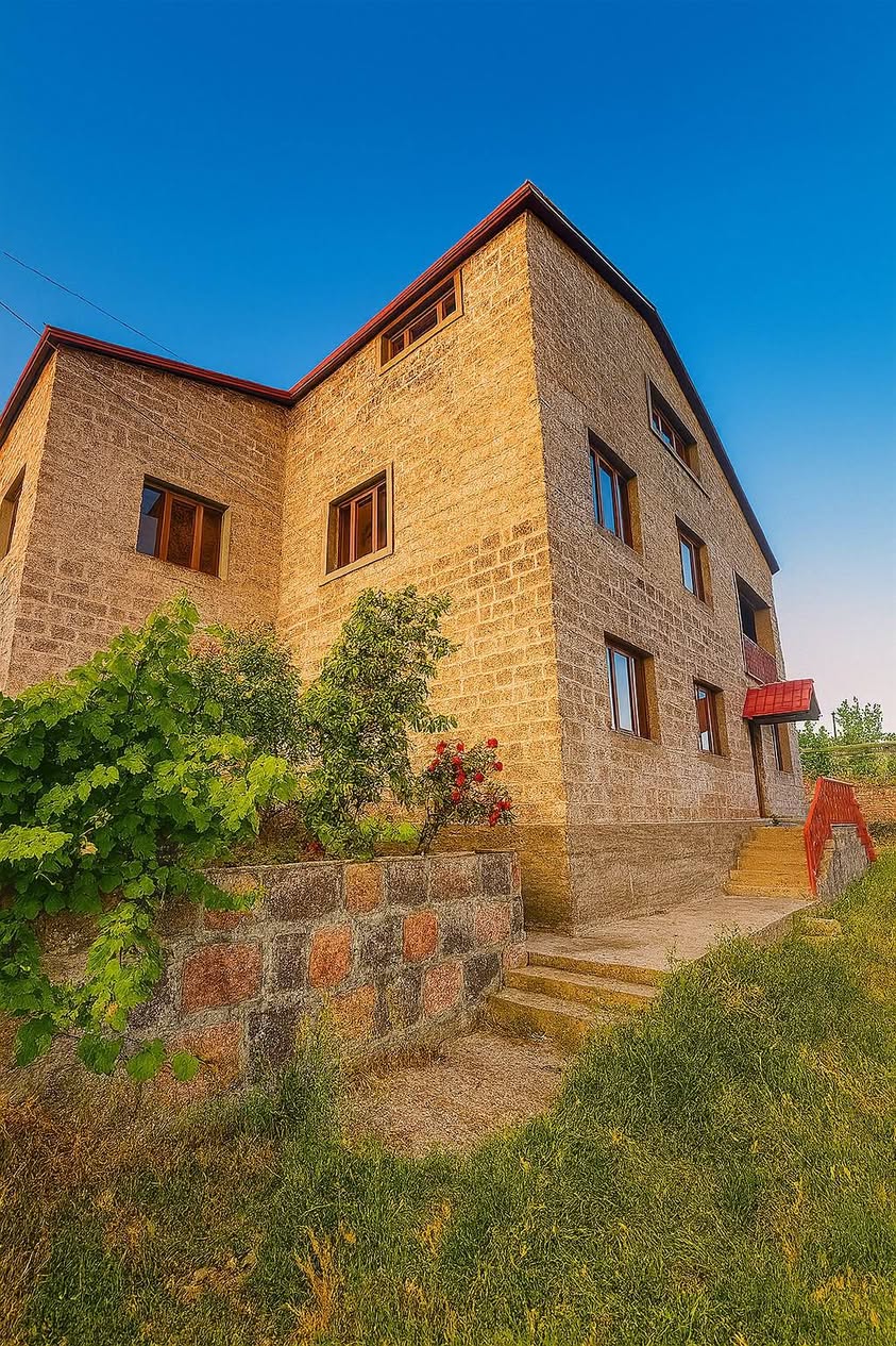 🏡 იყიდება სახლი ანტარუტში, არაგაწოტნის