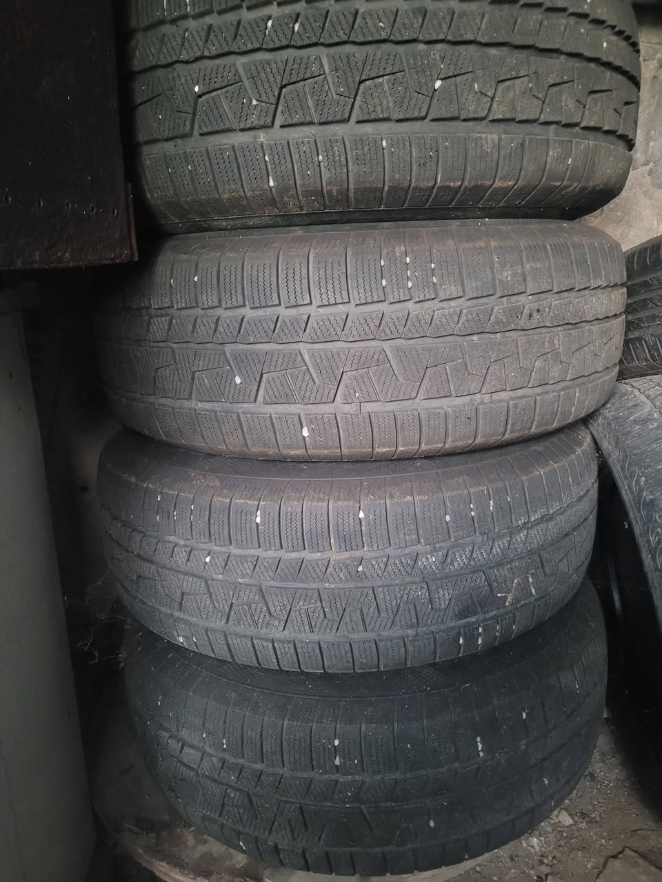 265/70 რ16 2025 წლიანი იდიალურებია ლ — 500₾