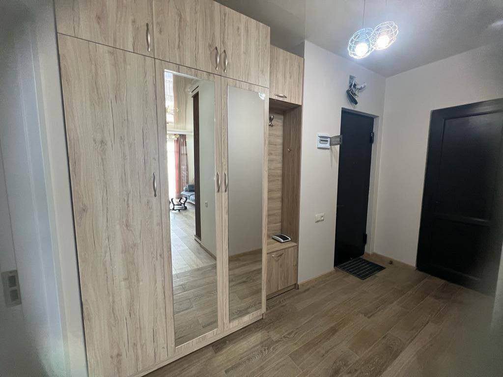 2 otaqlı mənzil kirayə verilir, Batumi — $650