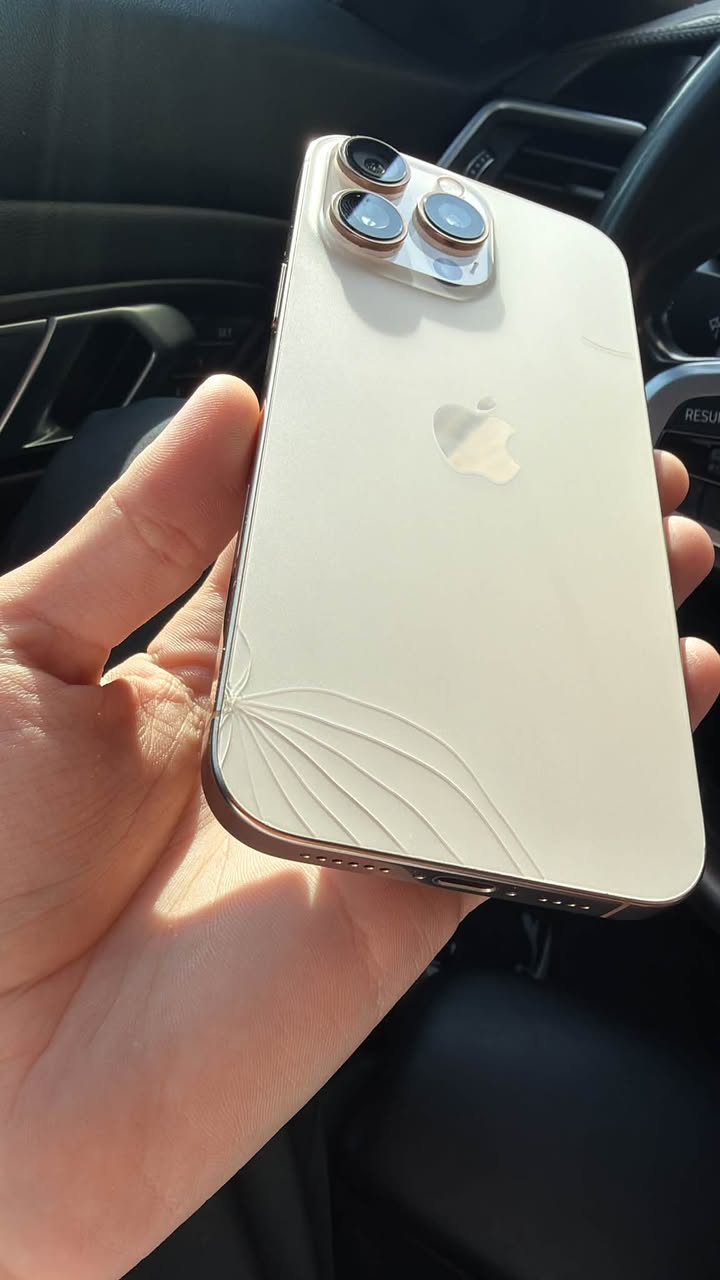 ‼️ iPhone 16 Pro Max 256GB fizikî — 2.200₾