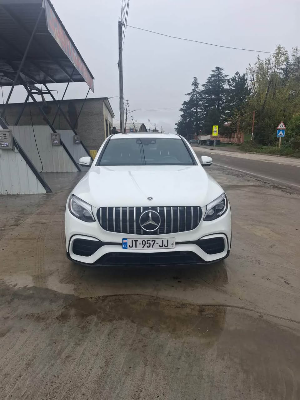 იყიდება GLC 63 amg S coupe 2018 — 63,000$