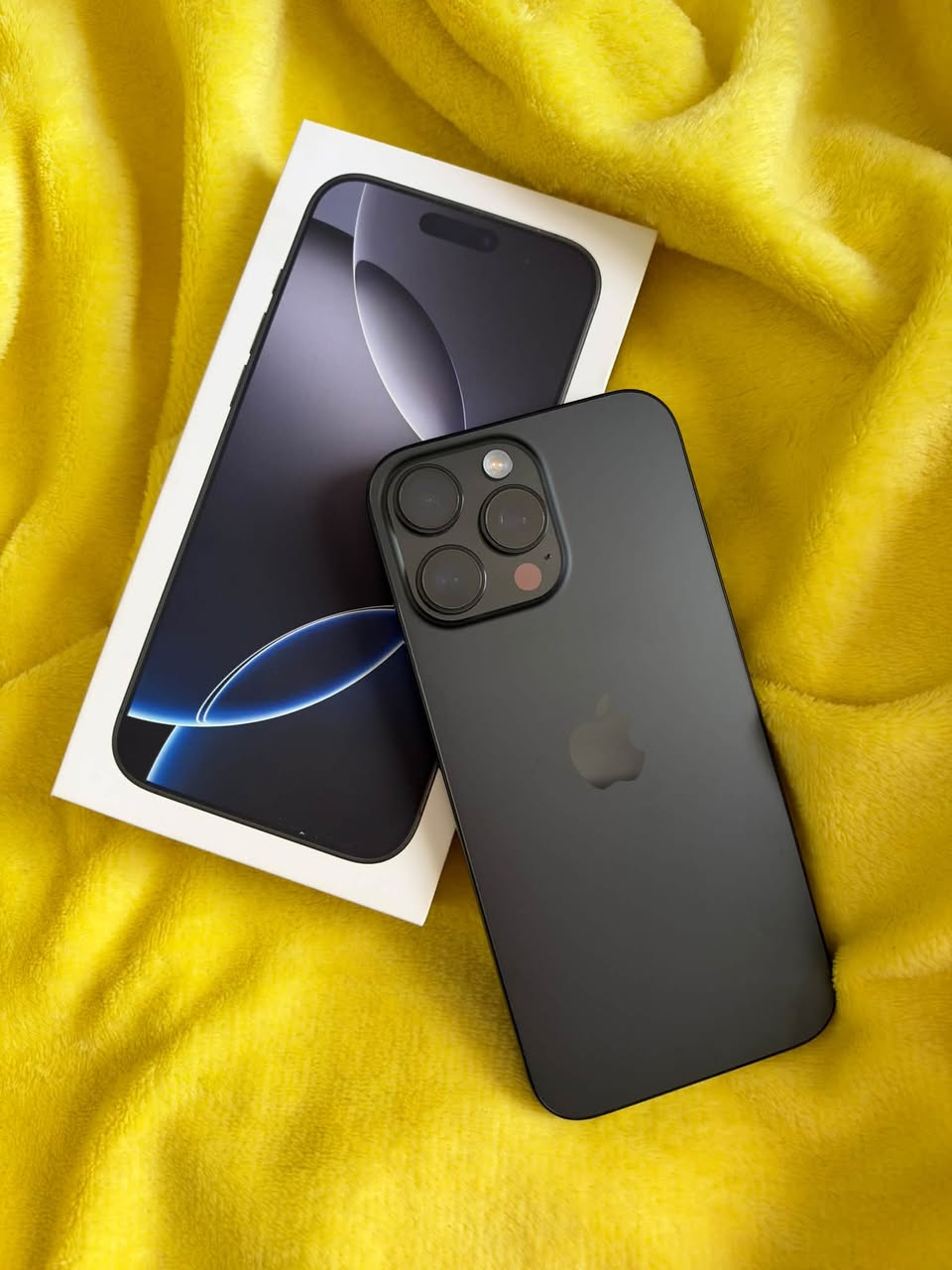 iPhone 16 Pro Max satılır! 📱✨ — 2,300₾