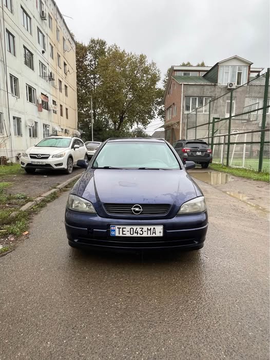 Avtomobil 1999 — 2,100$