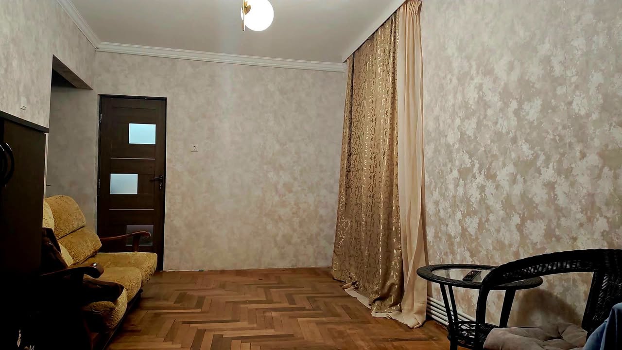 იყიდება 2-ოთახიანი ბინა, თბილისი — $77,000