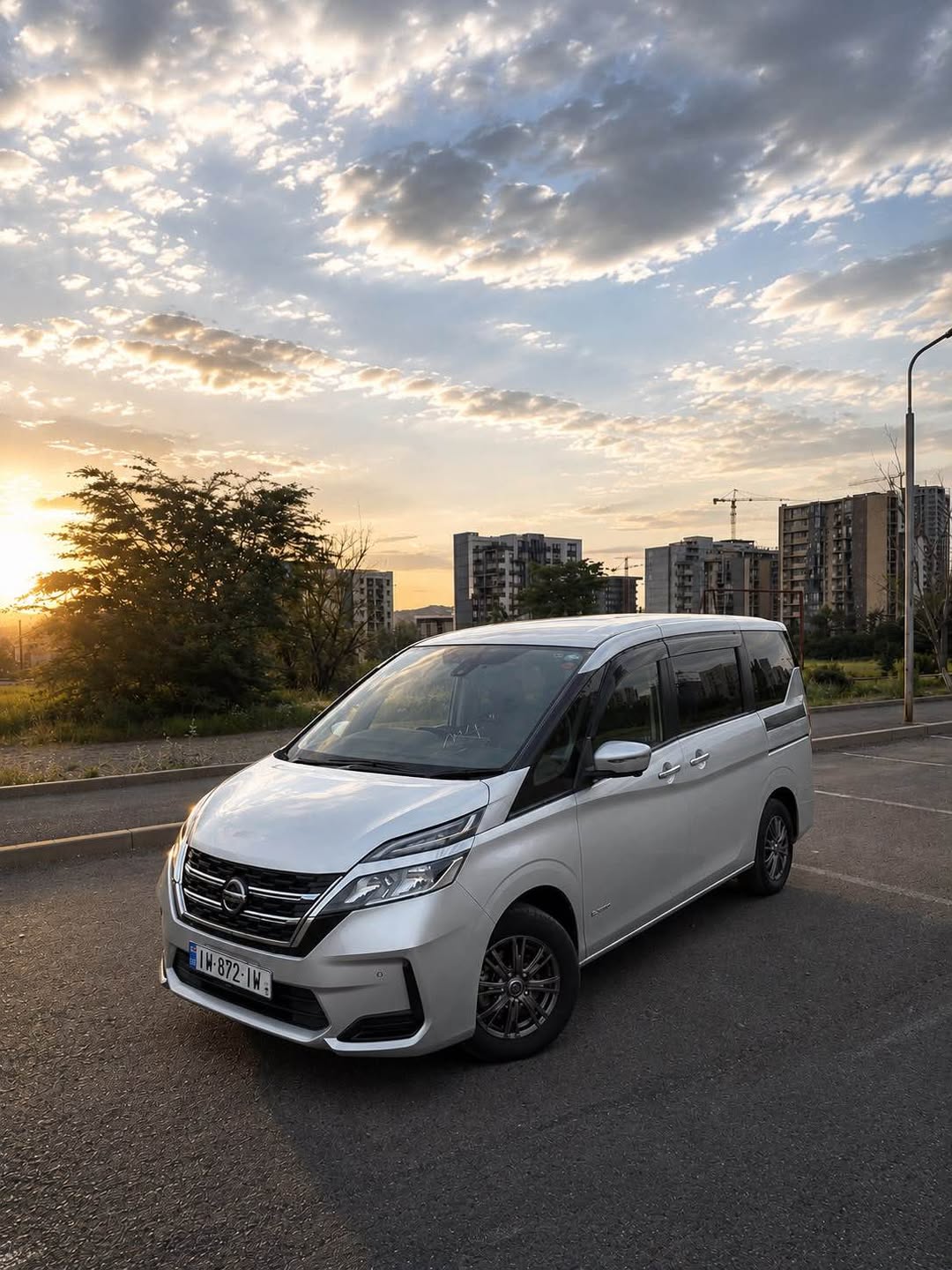 Nissan Serena 2021