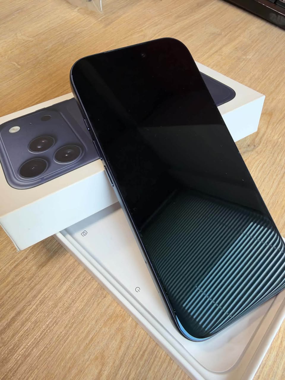 iPhone 17 Pro 256GB, pil %93