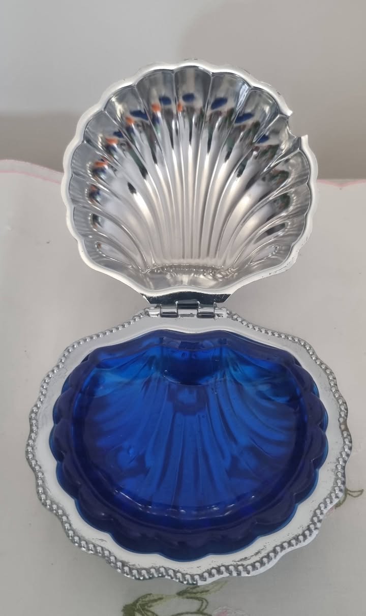 #Satılık✅️ Lot 336 Vintage, açılabilir mekanizmalı