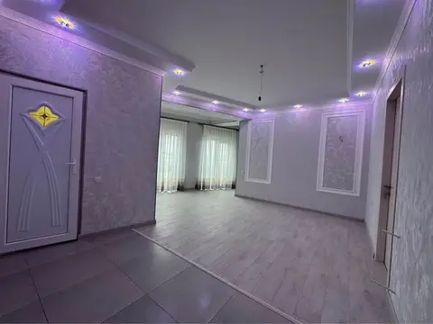 Нэхел — 65 000 долл