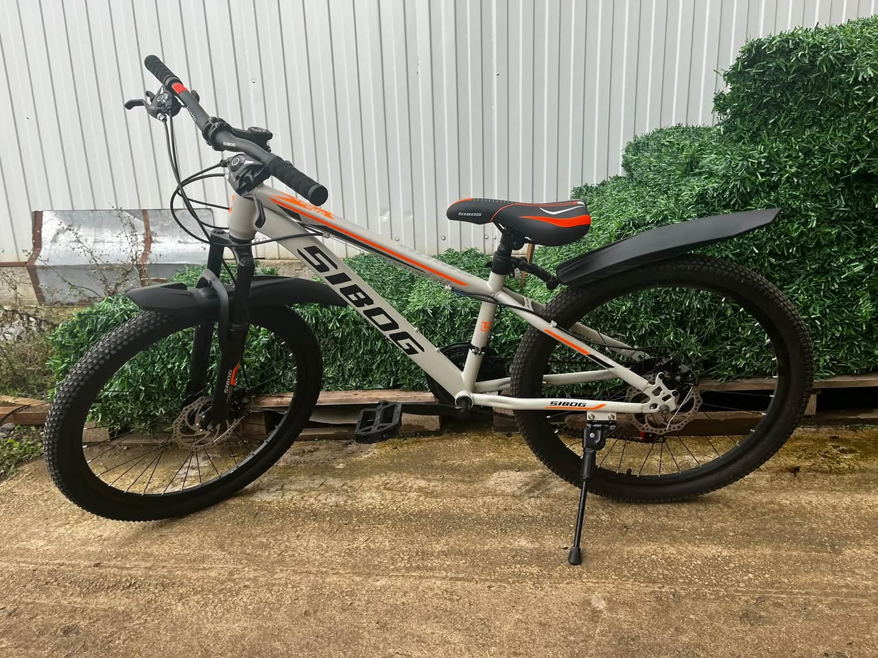 Satılır yeni velosiped ölçüsü 24 qiyməti — 350₾