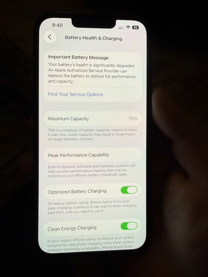 iPhone 13, ბატარეა 75%