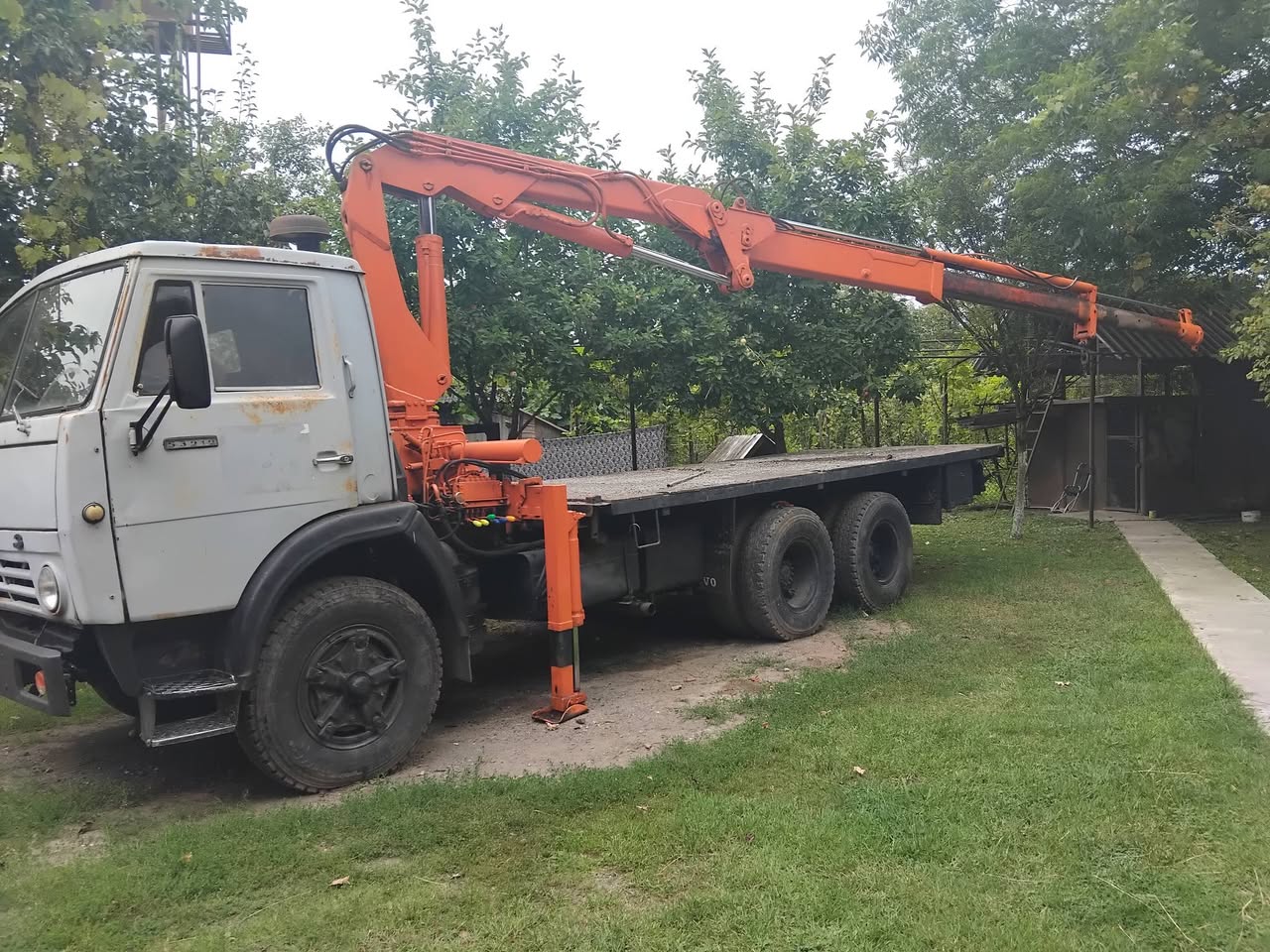 Satılır. Tel:
