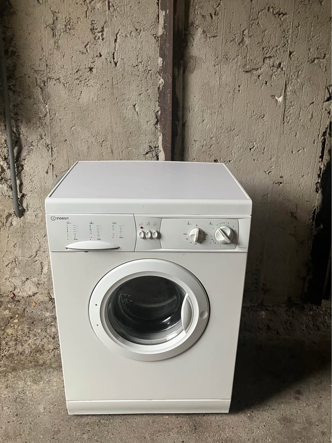 Indesit სარეცხი მანქანა