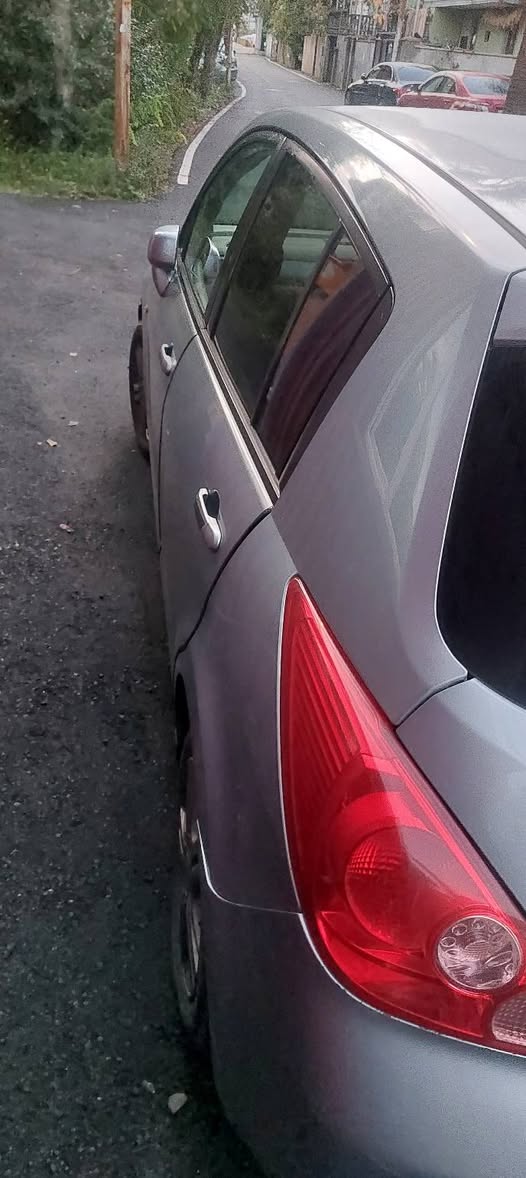 Tiida 2005 — 2,500դոլամերիկական