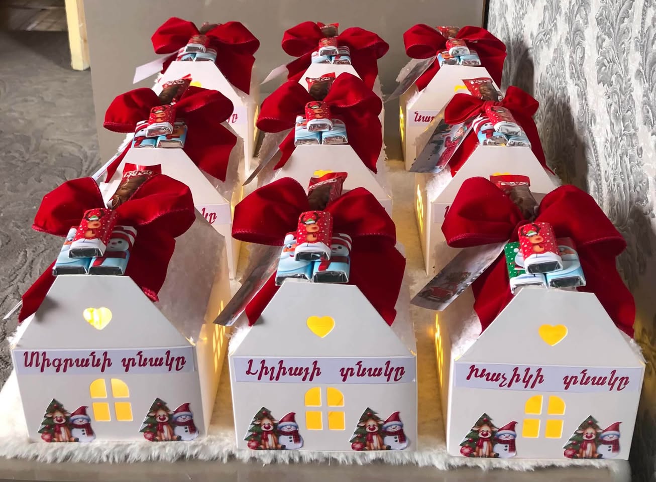 Ամանորյա անվանական նվերներ քաղցրավենիքով