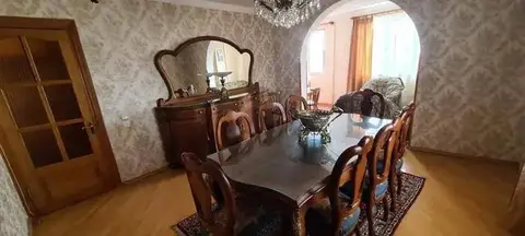 Վաճառվում է 3 սենյականոց բնակարան, Թբիլիսի — $115,000