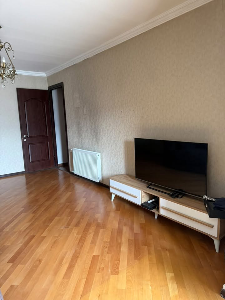 В Исани сдается в аренду 2-комнатная квартира на улице Ацкури. — 1,500₾