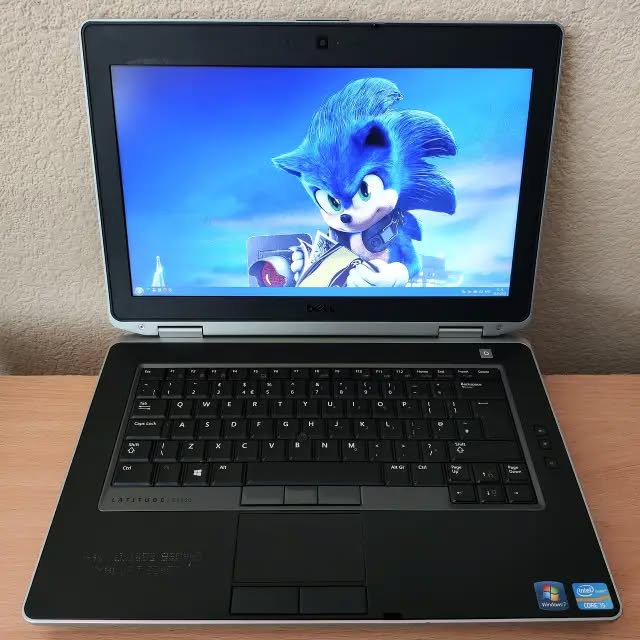 i7 2-ci nəsil noutbuk, 8 GB RAM, 120 GB SSD