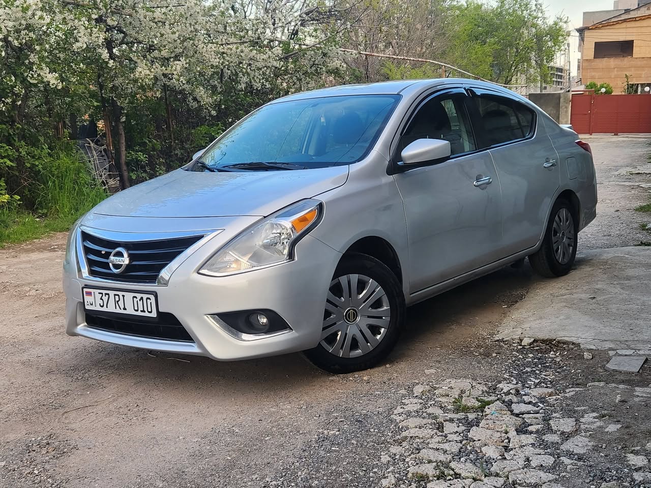 Avtomobil 2017 — 8,200$