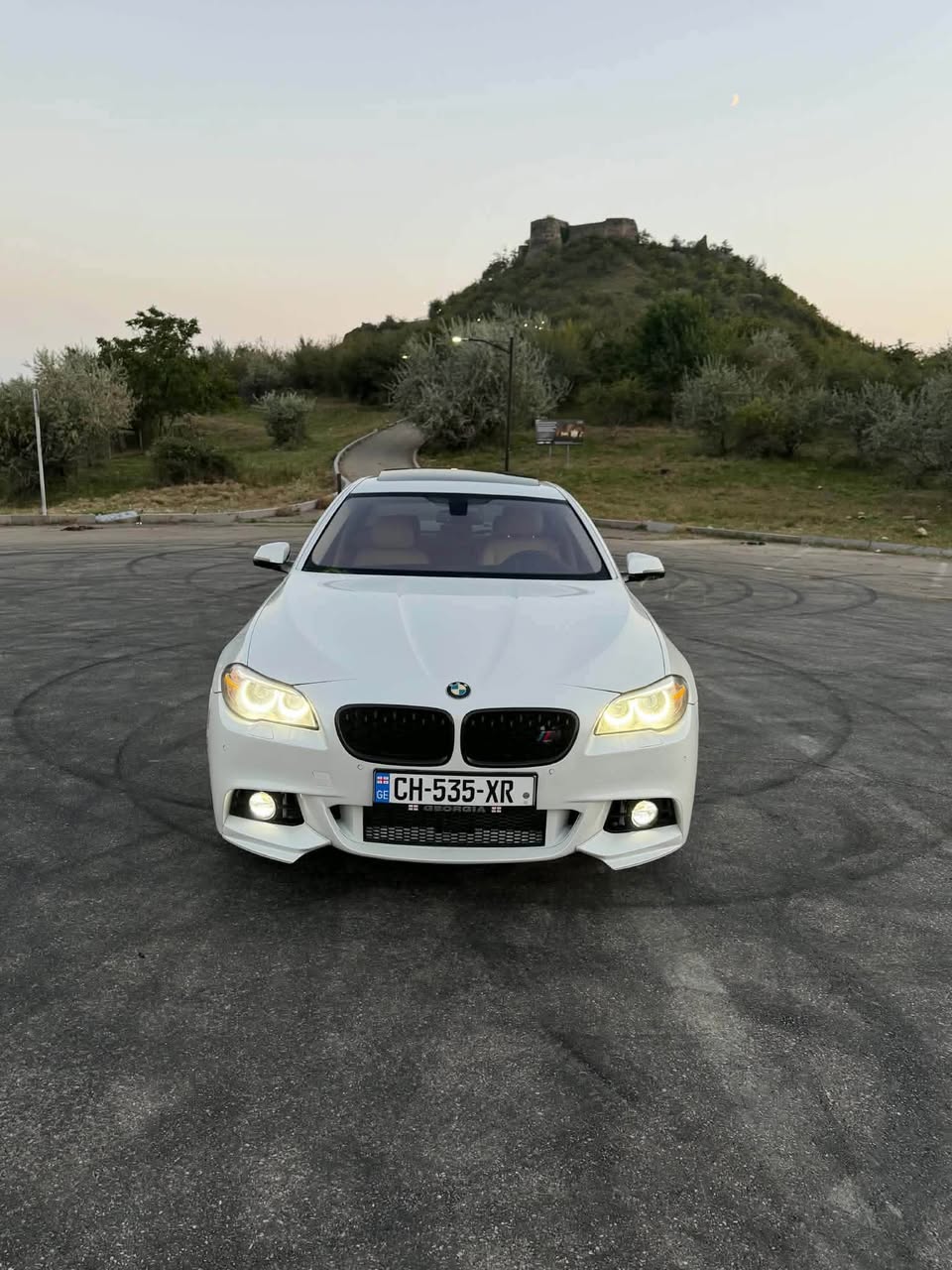 F10 535 2014 — 9,500$