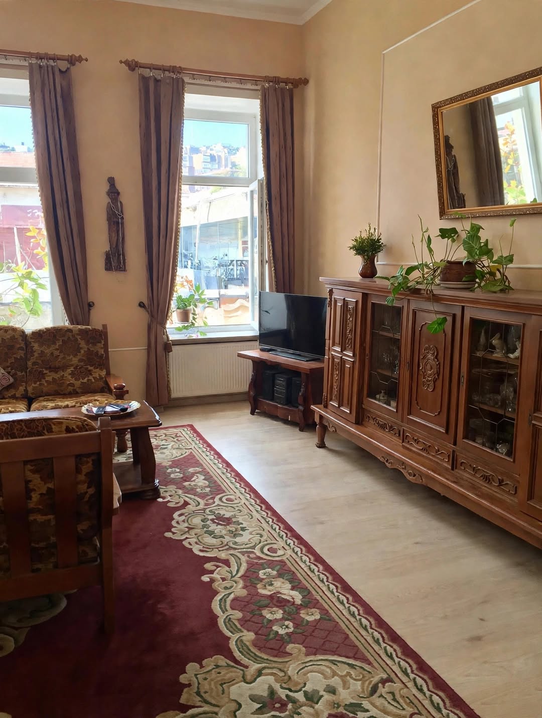 Mənzil satılıqdır, Tbilisi — $130,000