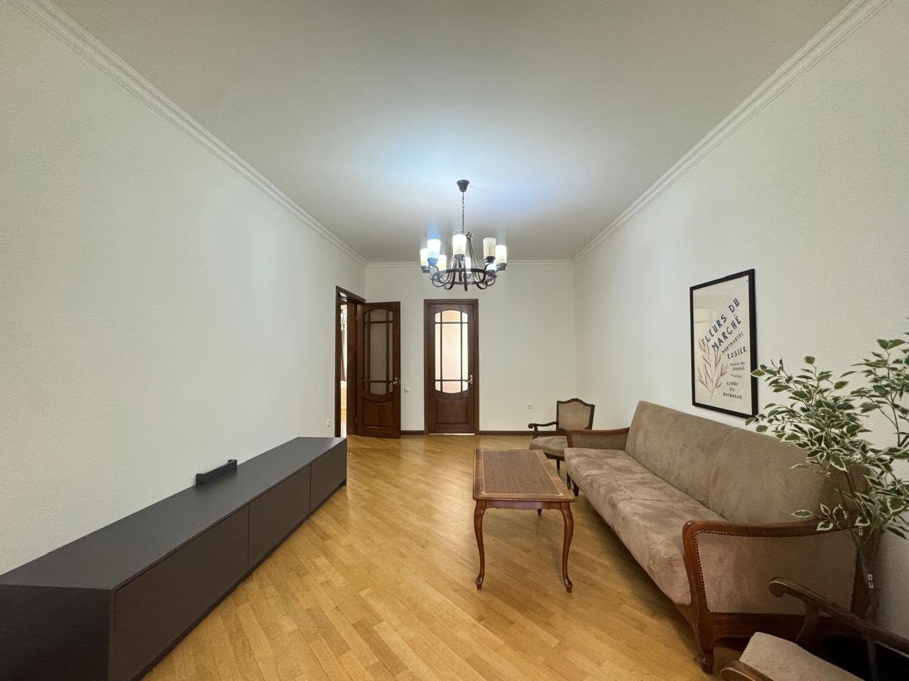3 otaqlı mənzil satılır, İrəvan - $240,000