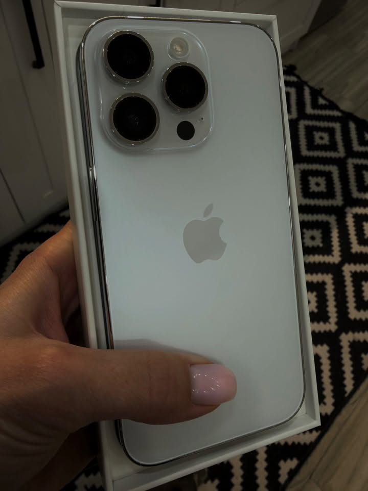 iPhone 14 Pro 128GB, still sealed
