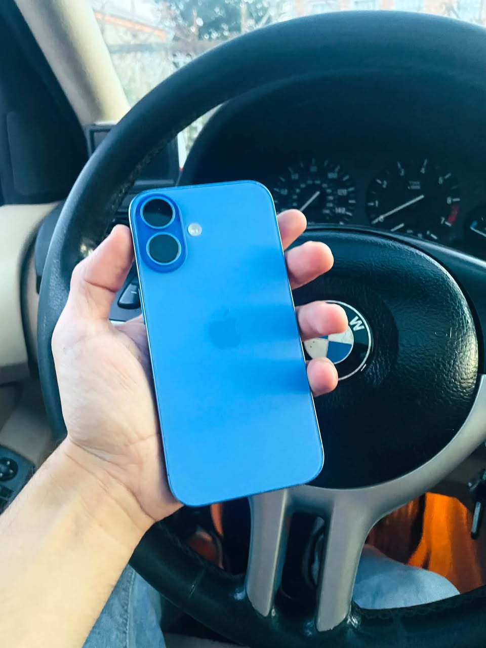 iPhone 16/128Gb simli versiyası açılmamış — 1,400₾