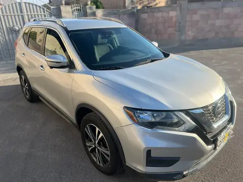 Nissan Rogue 2020