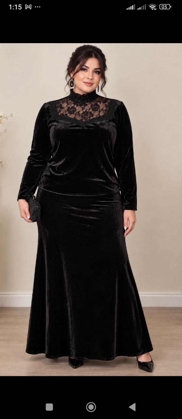 The most beautiful large-sized pair with a lower dress