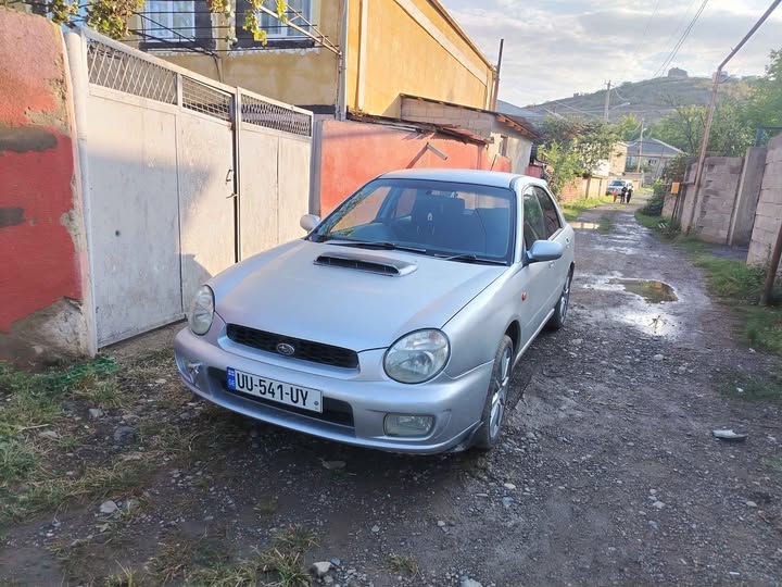 Avtomobil 1000 dolar.