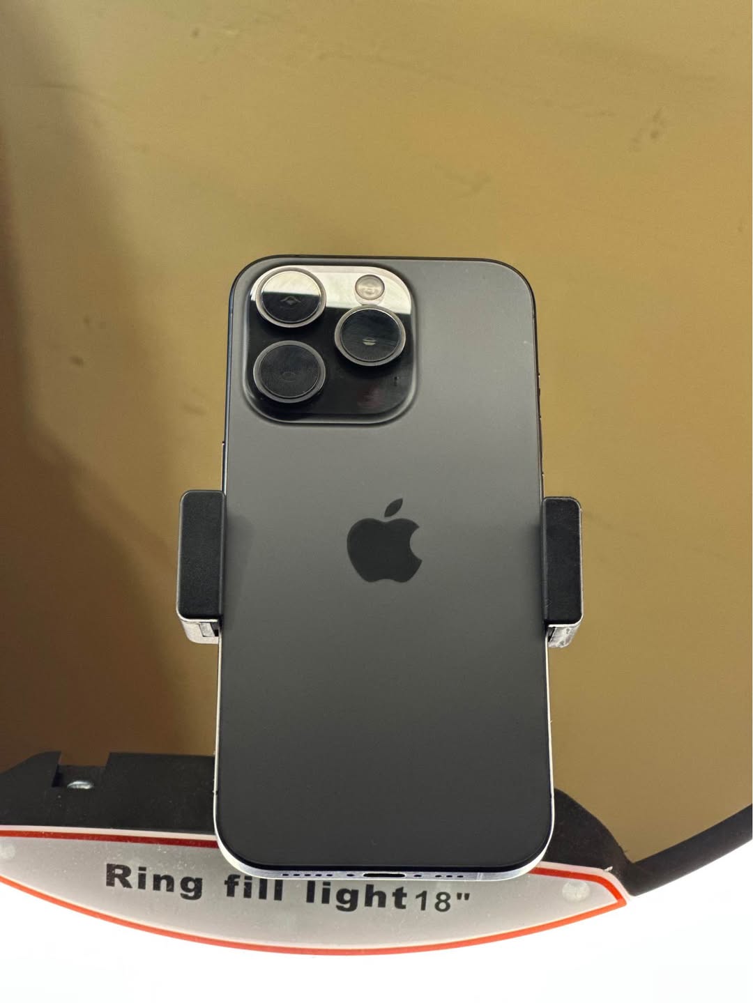 iPhone 15 Pro 128GB, ბატარეა 80%