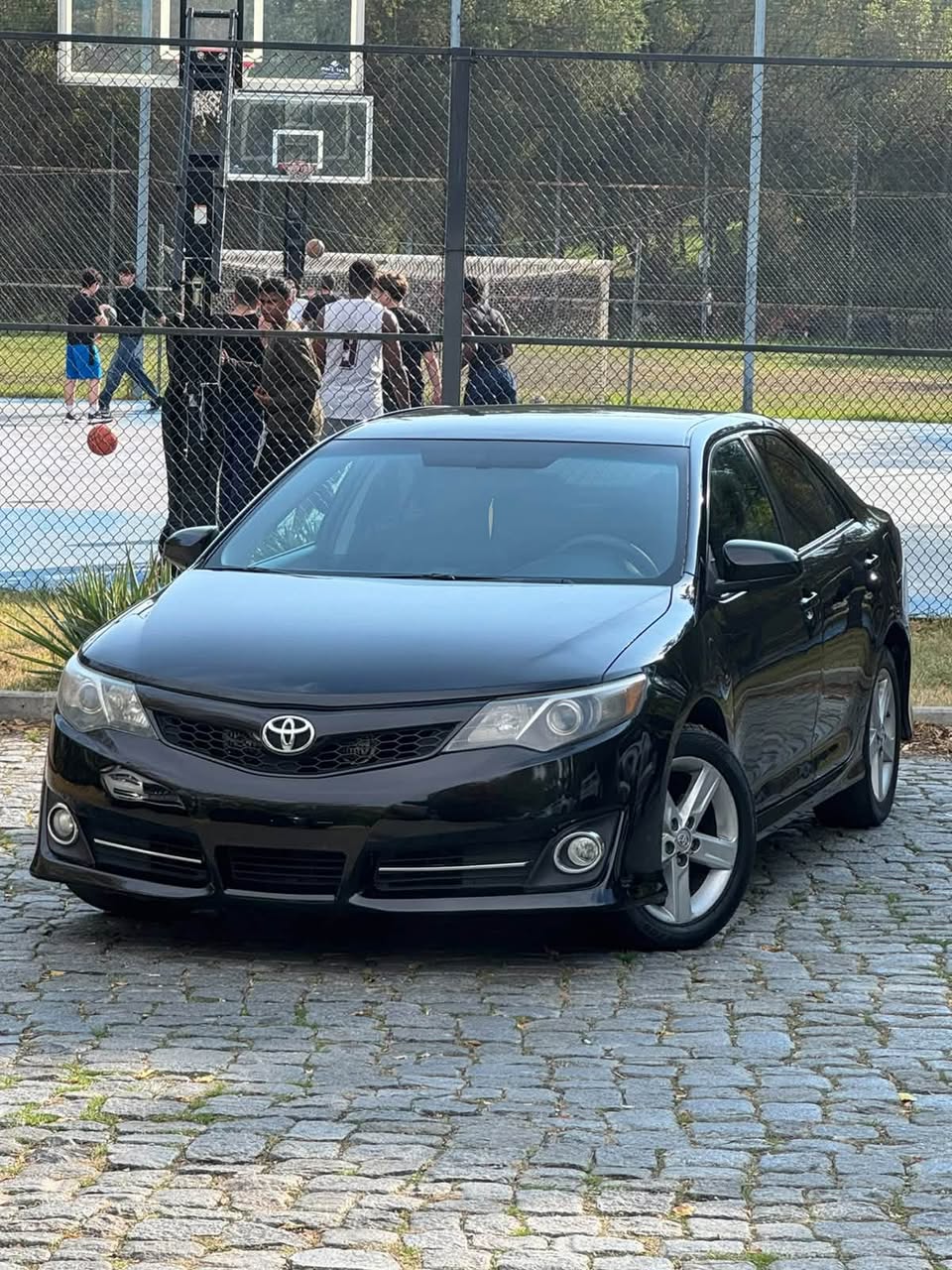 Toyota Camry 2014 — 11,500$