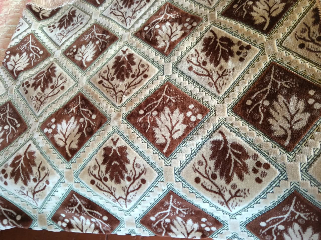Brown velvet fabric, 4 pieces