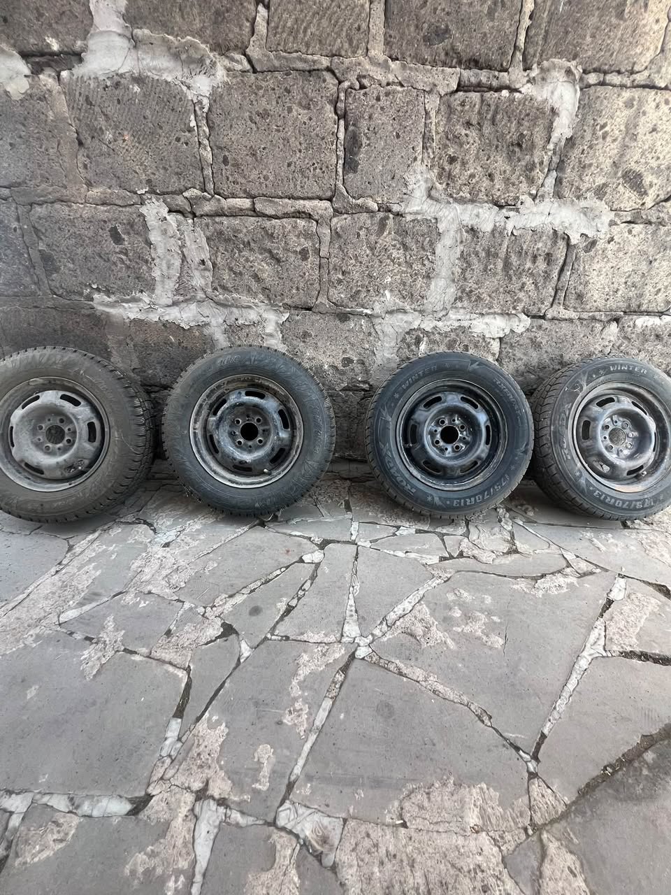 Автомобиль