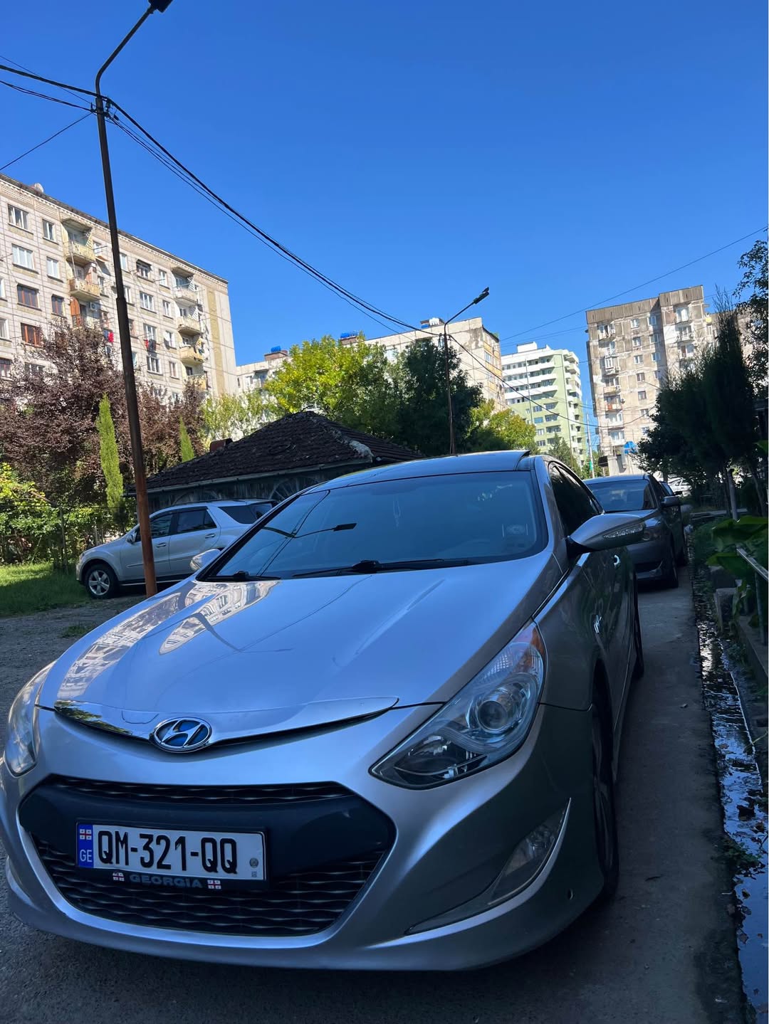 2011 Hyundai Sonata Hybrid for sale — $4,500