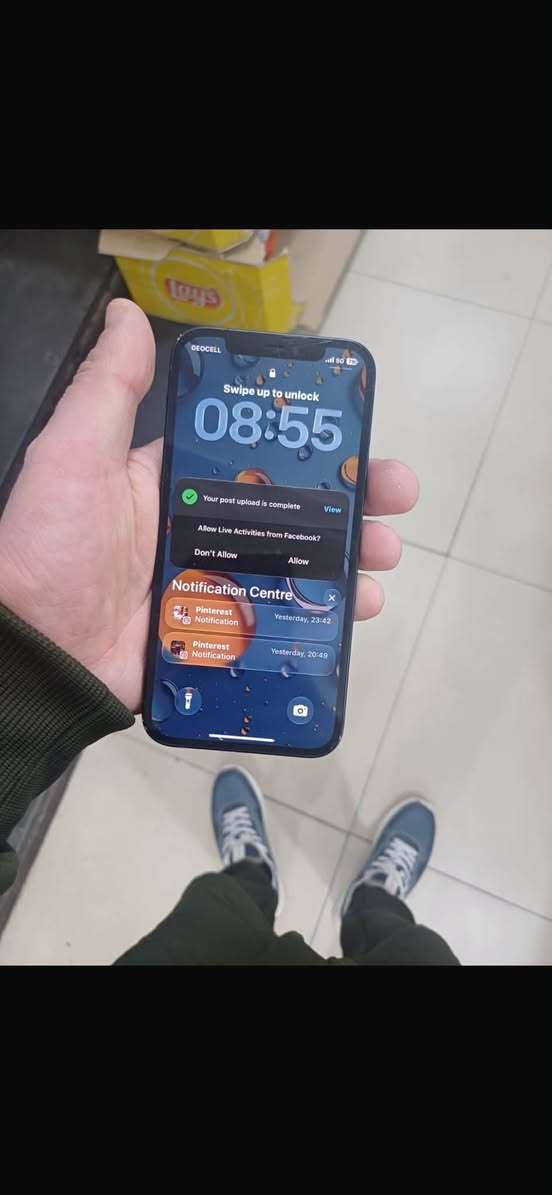 iPhone 12 64GB, pili %90