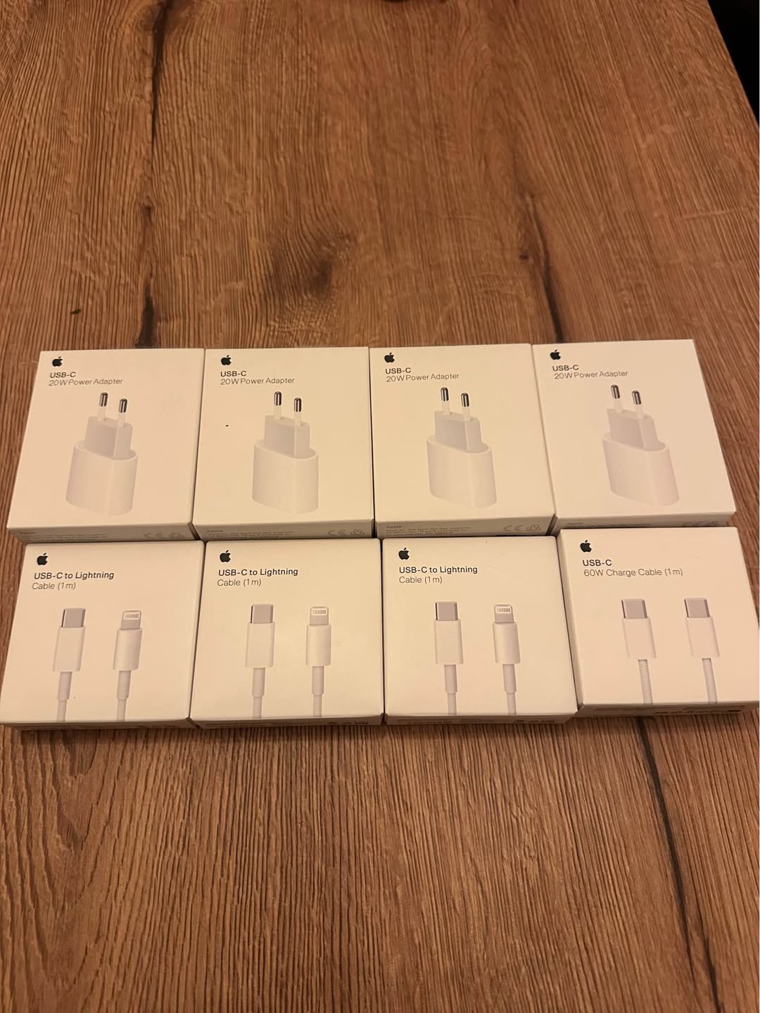 iPhone-un orijinal şarțərləri satılır. Type-C-Lightning-25 Type-C-Type-C…
