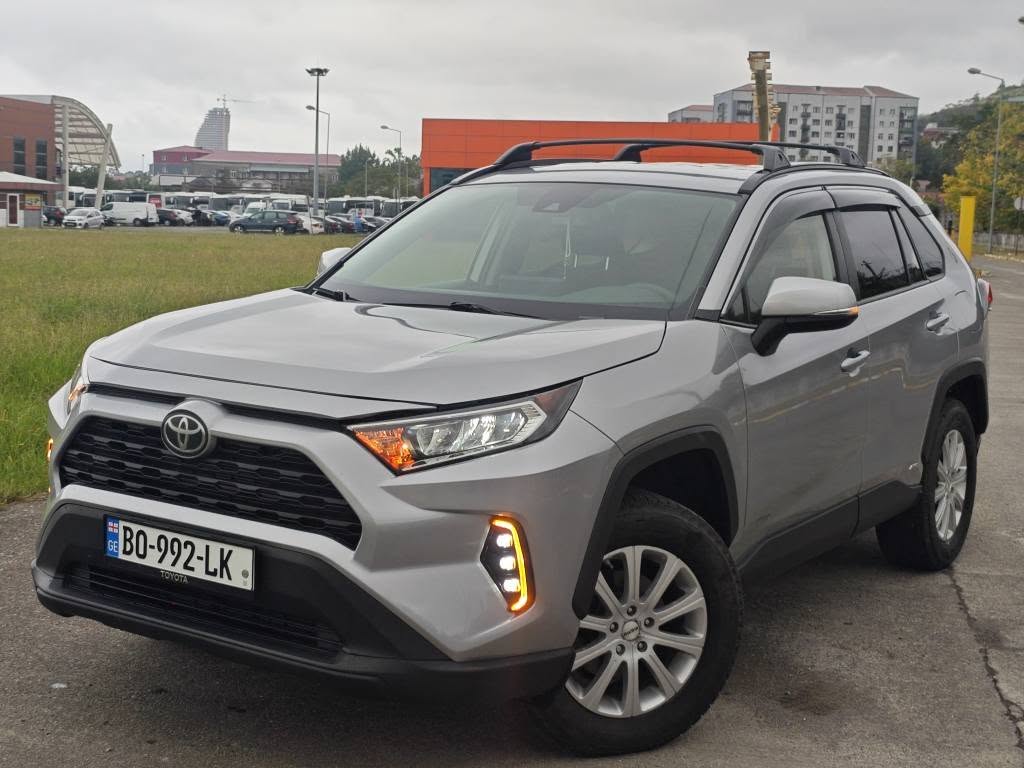 17 200 $ იყიდება Toyota RAV4 2026